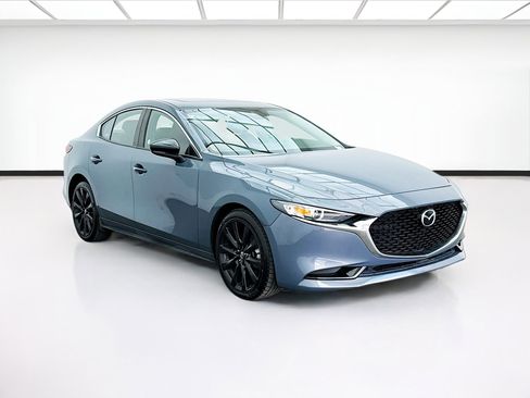 Used 2023 MAZDA MAZDA3 s image 3