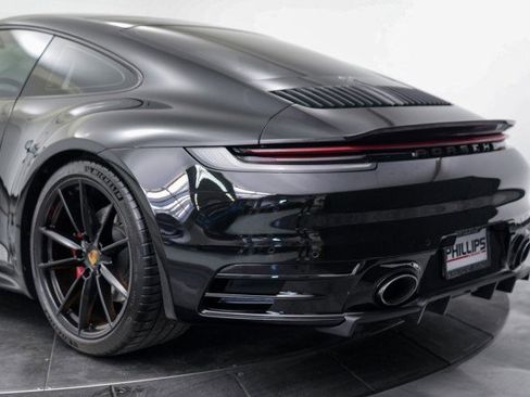 Used 2020 Porsche 911 Carrera S image 16