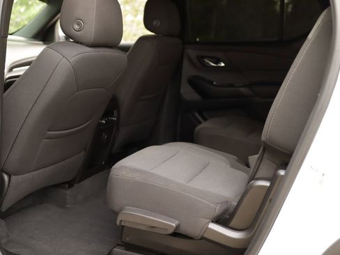 Used 2023 Chevrolet Traverse LT AWD/4WD image 26