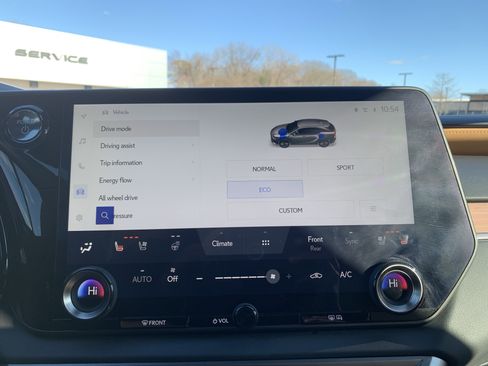 Used 2023 Lexus RX 350 w/ Cold Area Package image 24