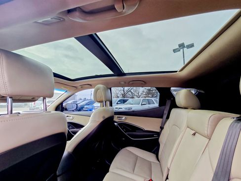 Used 2017 Hyundai Santa Fe Sport w/ 2.0T Ultimate Tech Package 05 image 21