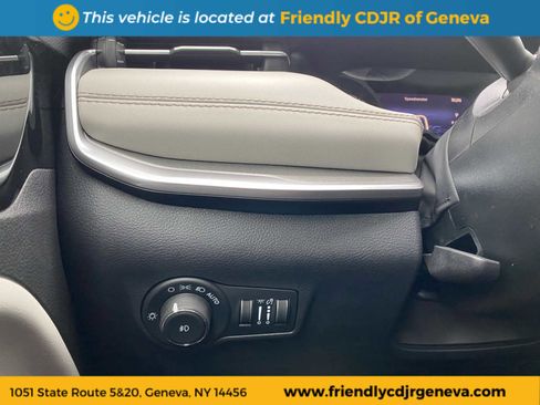 Used 2026 Jeep Compass Limited image 20