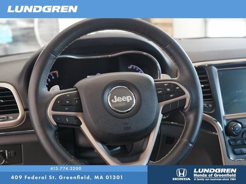 Used 2017 Jeep Grand Cherokee Limited AWD/4WD image 17