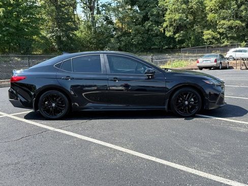 Certified 2025 Toyota Camry SE image 2