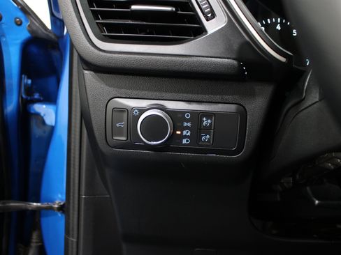 Used 2021 Ford Escape SE w/ Convenience Package FWD image 9