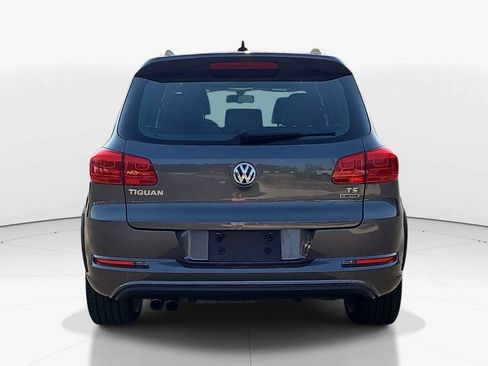 Used 2016 Volkswagen Tiguan R-Line AWD/4WD image 7