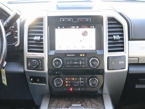 Used 2018 Ford F250 Lariat w/ Lariat Value Package image 23