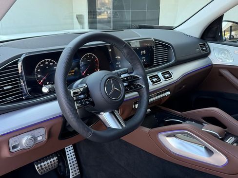 New 2026 Mercedes-Benz GLS 450 4MATIC image 21