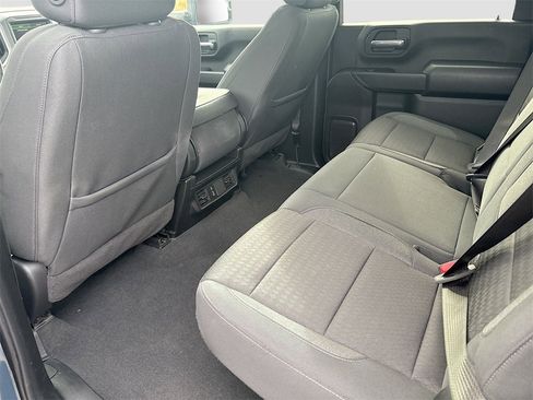 Used 2025 Chevrolet Silverado 2500 Custom w/ Custom Value Package image 23