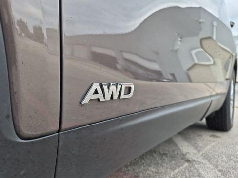 Used 2019 Kia Sorento AWD V6 image 12