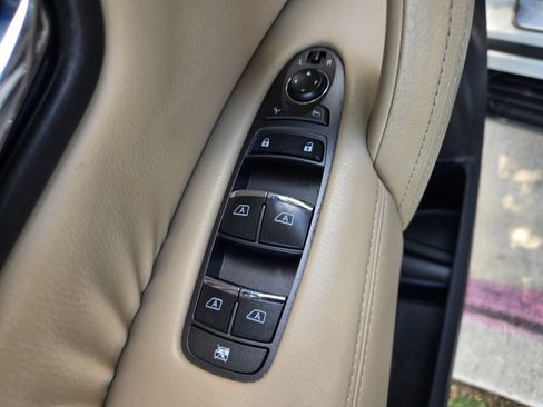 Used 2017 Nissan Armada Platinum w/ Captain Seat Package RWD image 33