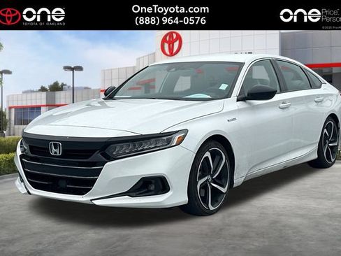 Used 2022 Honda Accord Sport image 1