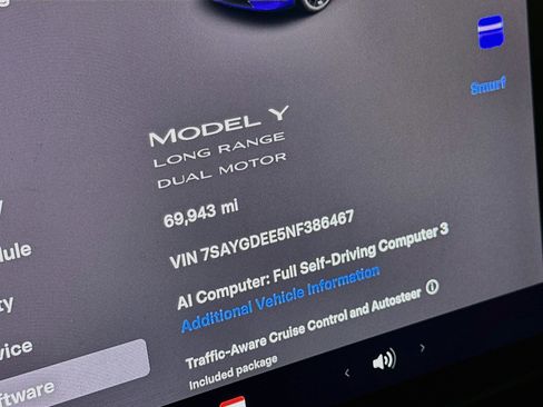 Used 2022 Tesla Model Y Long Range AWD/4WD image 18
