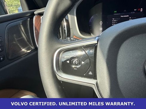 Used 2024 Volvo XC60 T8 Ultimate w/ Protection Package Premier AWD/4WD image 24