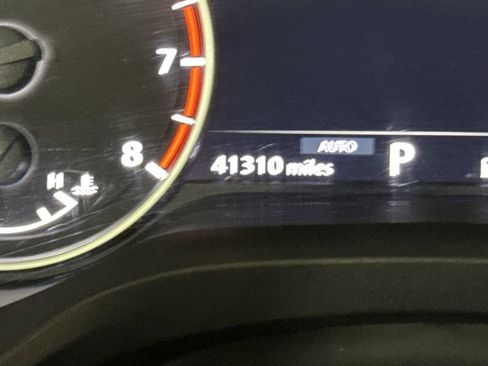 Used 2024 Nissan Rogue S image 13