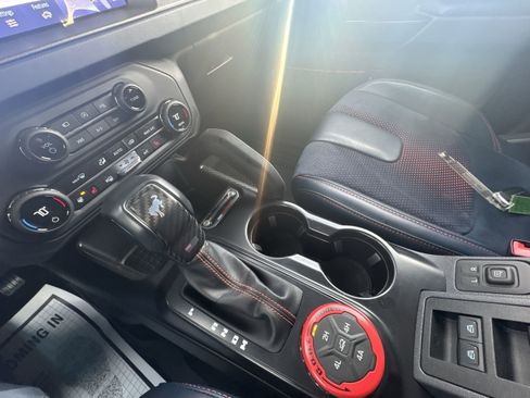 Used 2024 Ford Bronco Raptor w/ Interior Carbon Fiber Pack 6 image 16