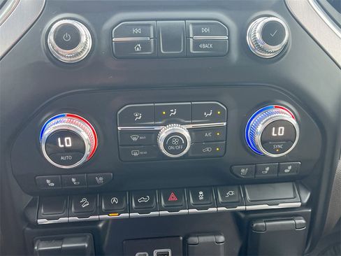 Used 2019 GMC Sierra 1500 SLT w/ SLT Premium Package image 25