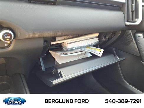 Certified 2025 MAZDA CX-50 AWD 2.5 S w/ Preferred Package image 32