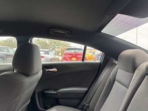 Used 2020 Dodge Charger SXT w/ Blacktop Package image 19