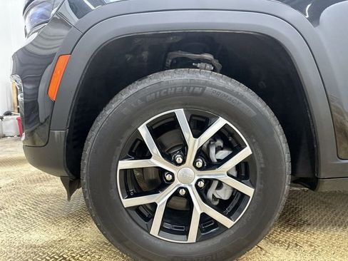 Used 2024 Jeep Grand Cherokee Limited w/ Trailer Tow Package image 19