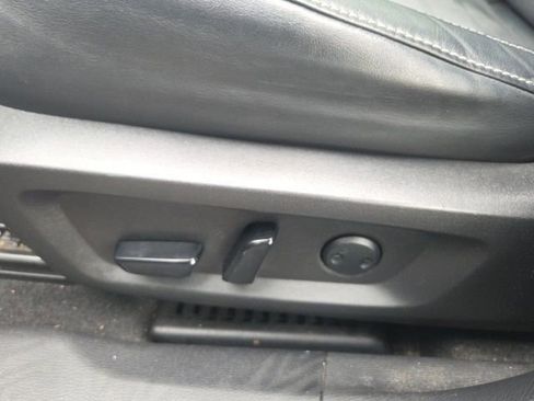 Used 2022 Mitsubishi Outlander SE image 27