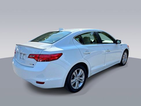 Used 2014 Acura ILX Hybrid w/ Technology Package FWD image 7