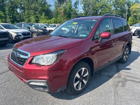Used 2018 Subaru Forester 2.5i Premium w/ All-Weather Package AWD/4WD image 8
