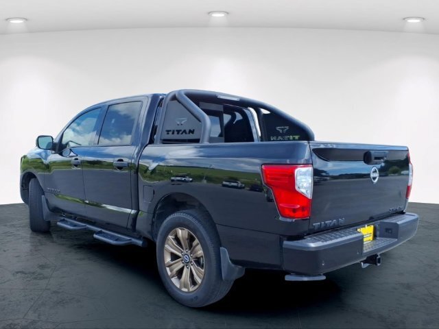Used 2024 Nissan Titan SV w/ SV Bronze Edition Package AWD/4WD image 12