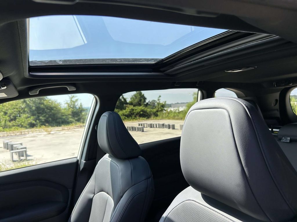 New 2026 Subaru Forester Premium AWD/4WD image 11
