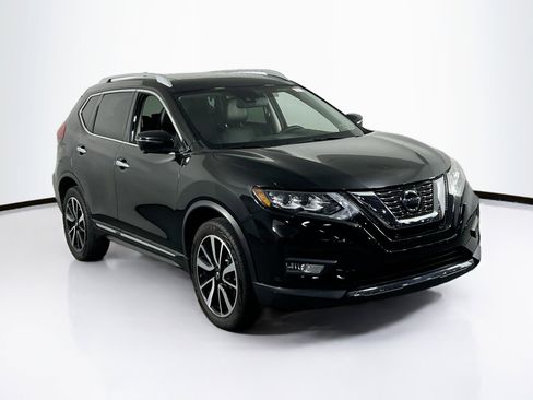 Used 2020 Nissan Rogue SL w/ Premium Package image 3