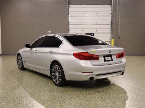 Used 2017 BMW 530i RWD image 7