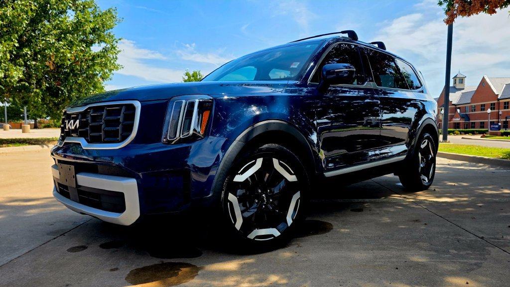 Used 2024 Kia Telluride S w/ S Sunroof Package AWD/4WD image 4