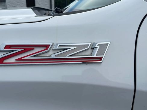 Used 2020 Chevrolet Silverado 1500 LTZ AWD/4WD image 13