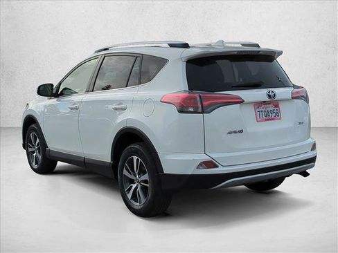 Used 2016 Toyota RAV4 XLE image 8