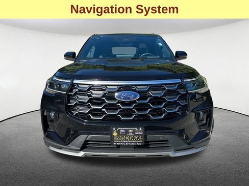 Certified 2025 Ford Explorer Platinum w/ Ultimate Package AWD/4WD image 4