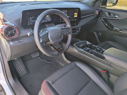 Used 2026 Chevrolet Equinox RS w/ Safety and Technology Package image 18