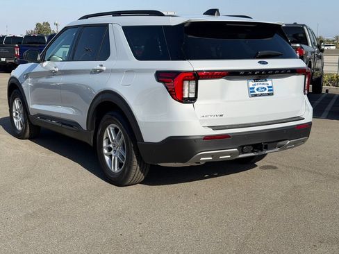 New 2026 Ford Explorer Active w/ Active Comfort Package RWD image 4
