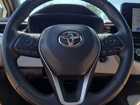 Used 2024 Toyota Corolla SE w/ SE Premium Package FWD image 25