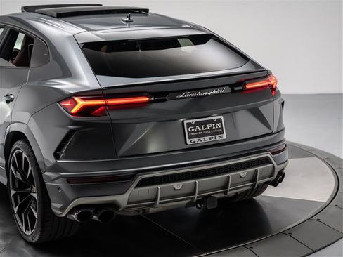 Used 2019 Lamborghini Urus image 38
