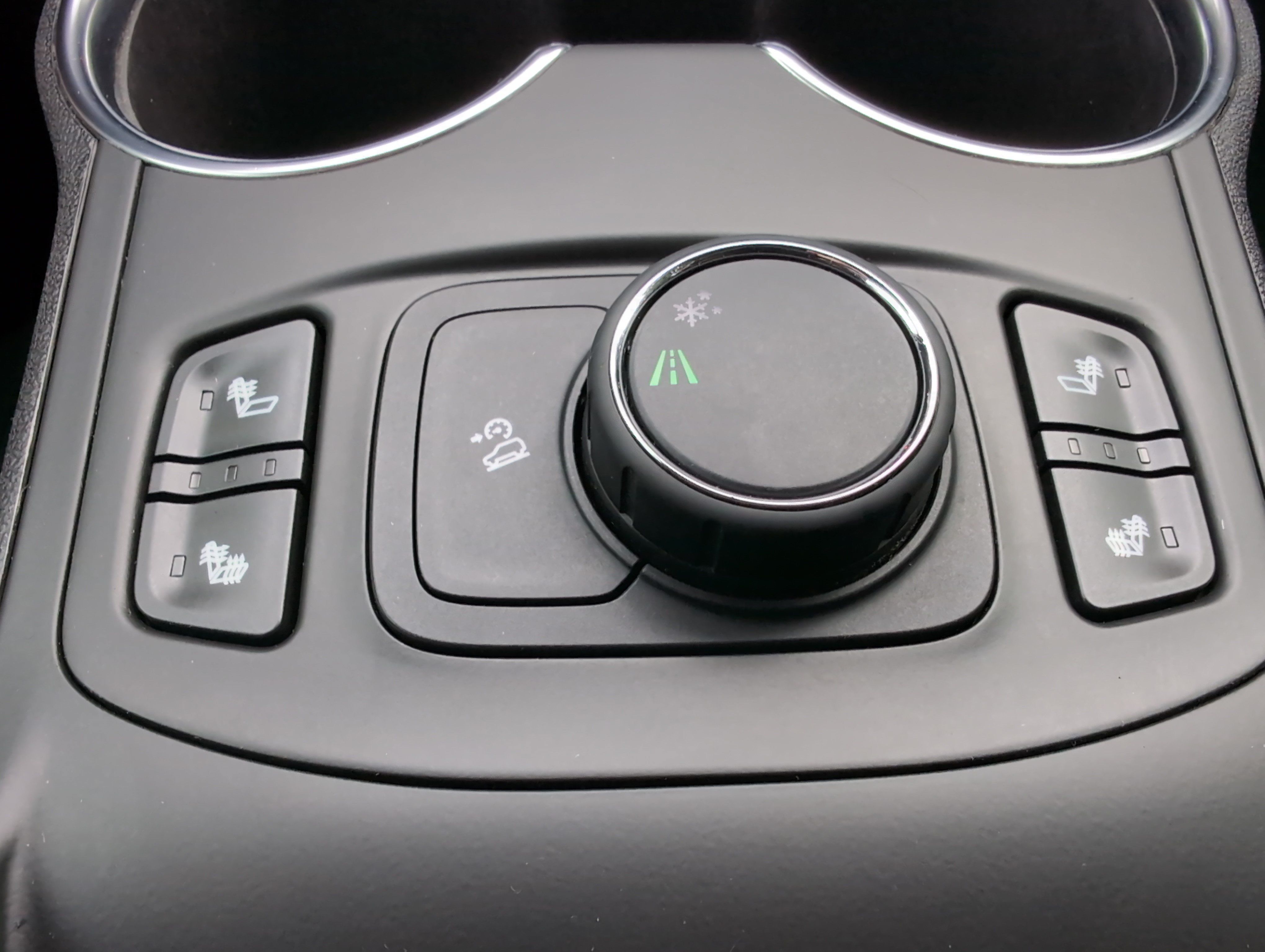 Used 2018 GMC Terrain SLE w/ Driver Convenience Package FWD image 41
