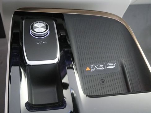 New 2026 Buick Enclave Avenir w/ Super Cruise Package AWD/4WD image 30