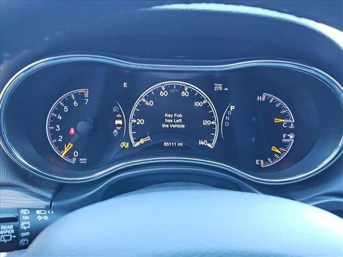 Used 2021 Jeep Grand Cherokee Laredo image 7