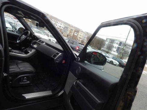 Used 2016 Land Rover Range Rover Sport HSE image 13