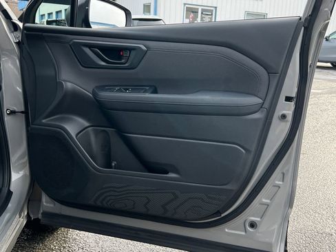 Certified 2025 Subaru Forester Premium w/ Convenience Package #1 image 10