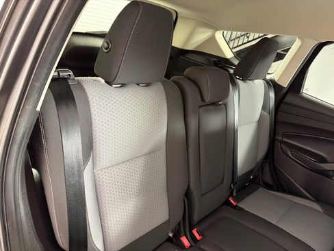 Used 2017 Ford Escape SE FWD image 19