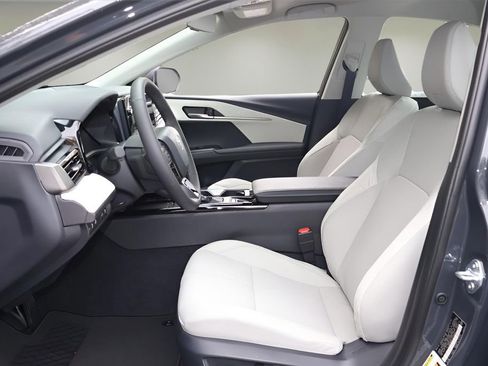 New 2026 Toyota Camry XLE AWD/4WD image 12