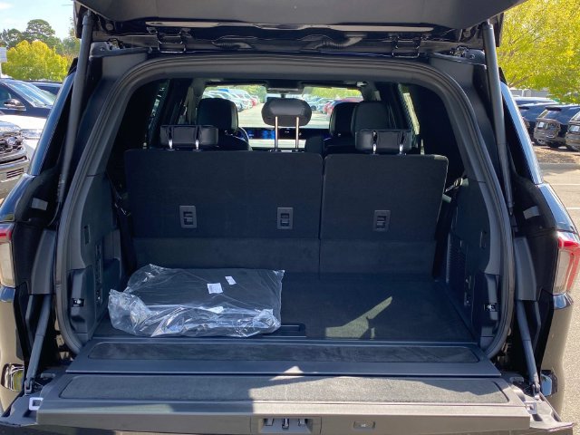 New 2027 Lincoln Navigator Reserve w/ Jet Appearance Package AWD/4WD image 27