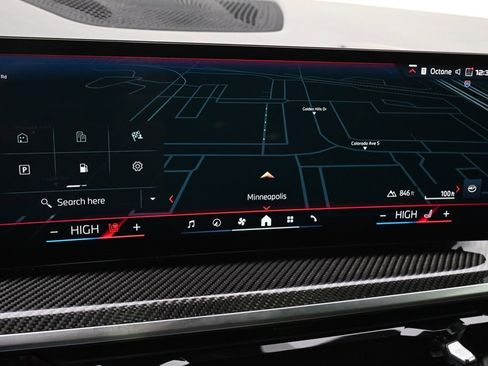 Used 2024 BMW X5 M60i w/ Climate Comfort Package image 30