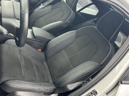 Used 2023 Volvo XC40 Recharge Ultimate w/ Protection Package Premier AWD/4WD image 2