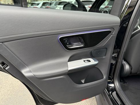 New 2026 Mercedes-Benz GLC 300 image 24